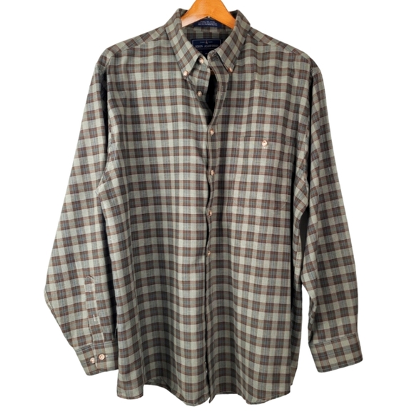 John Ashford Other - John Ashford Men's Wrinkle free Oxford. Brown green plaid. XL